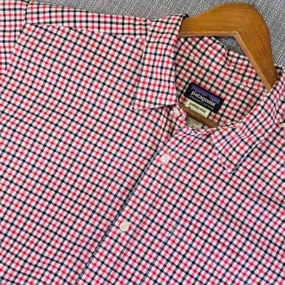 Patagonia Plaid Shirt Mens Large L Red Short Sleeve Organic Cotton Button Up EUC